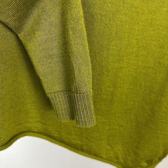Eileen Fisher Merino Wool Asymmetrical Hem Pullover Sweater Size S - Picture 3 of 8